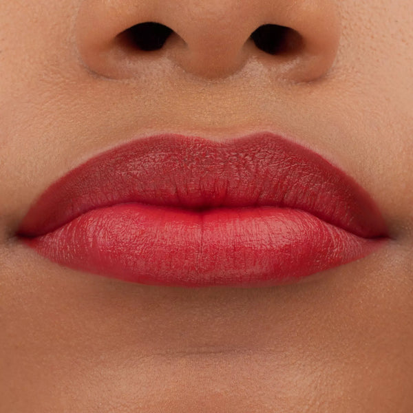TINTED kiss hydrating lip tint encre à lèvres