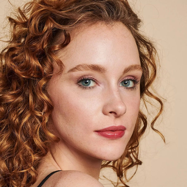 BAUME A LEVRES DARK RUBY GLOW CATRICE catrice