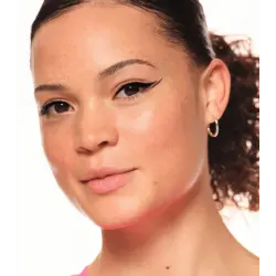 EYELINER LINE IT LIKE A PRO 01 ESSENCE essence