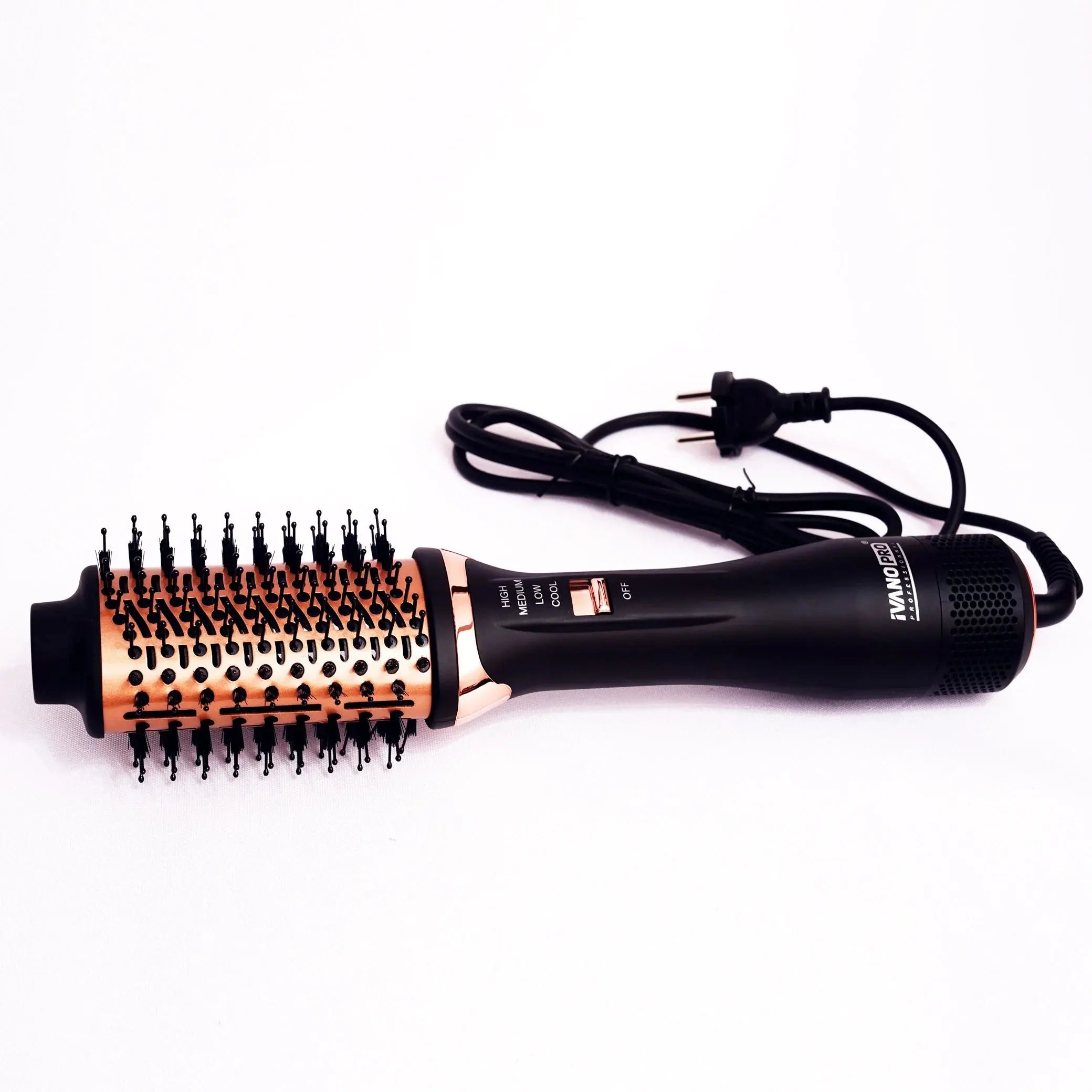 Ivano Pro Brosse Chauffante 4-en-1 – Séchage, Lissage et Volume en Un Seul Geste Ivano Pro