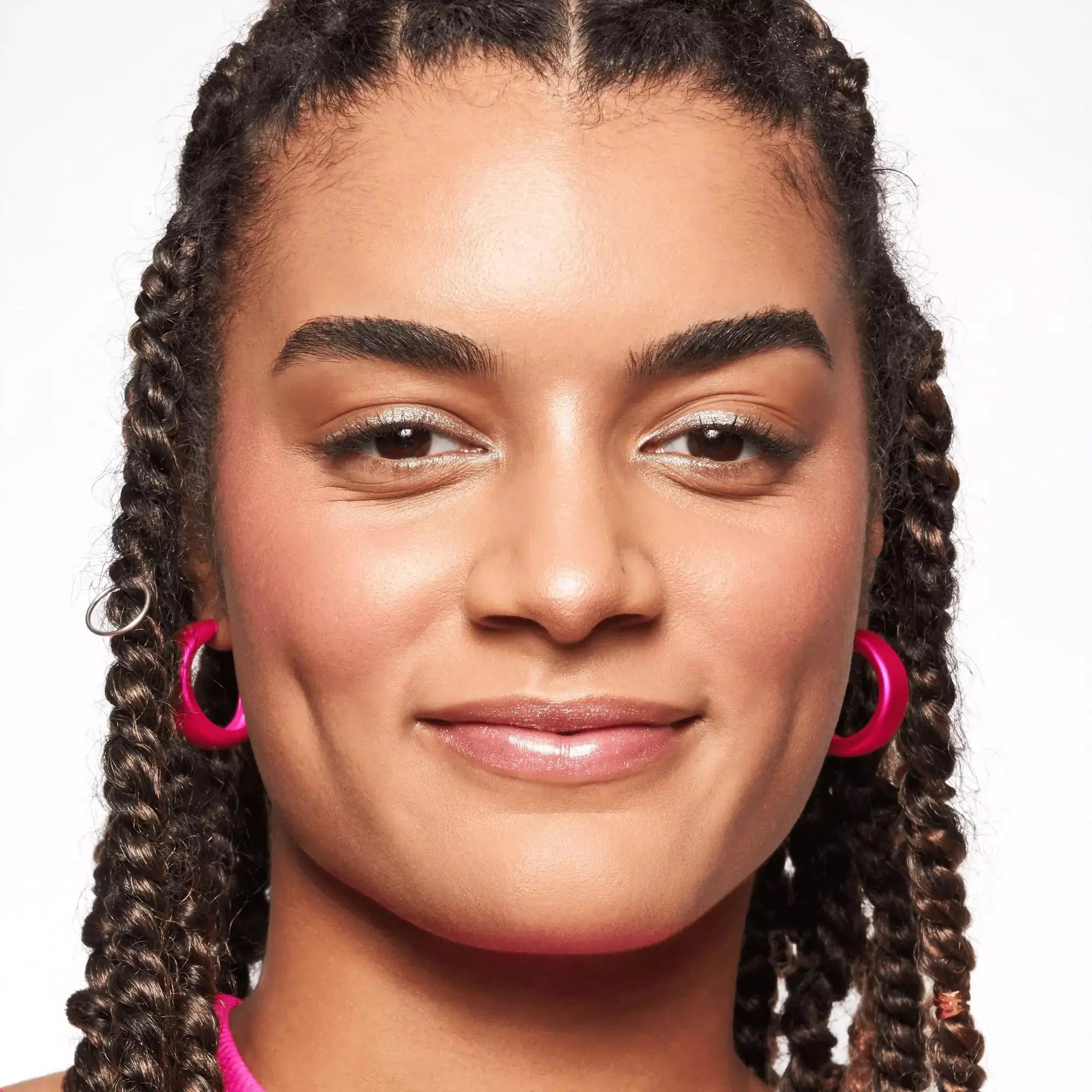 META GLOW MULTI-REFLECTIVE LIPGLOSS essence