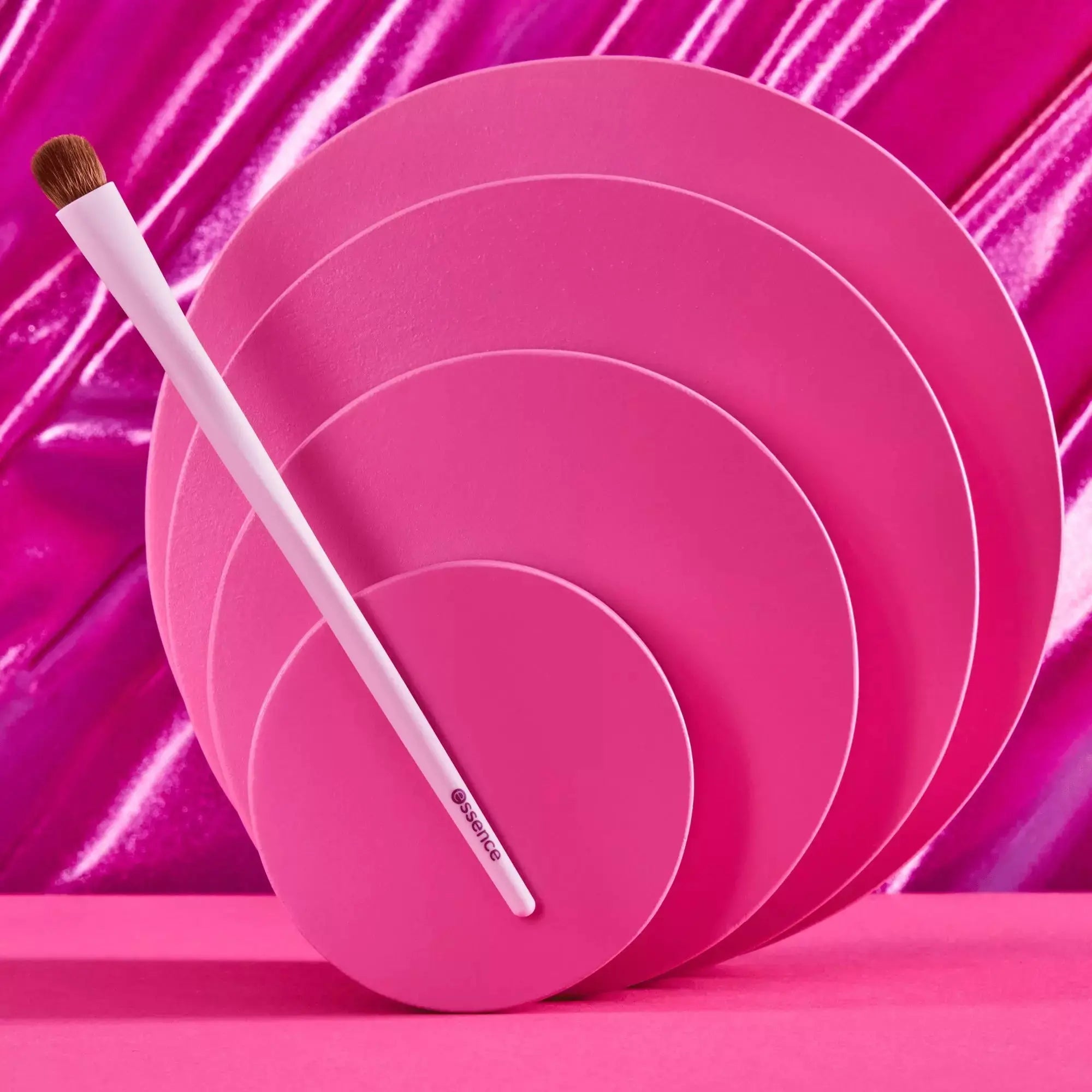 PINCEAU FARD A PAUPIERES essence