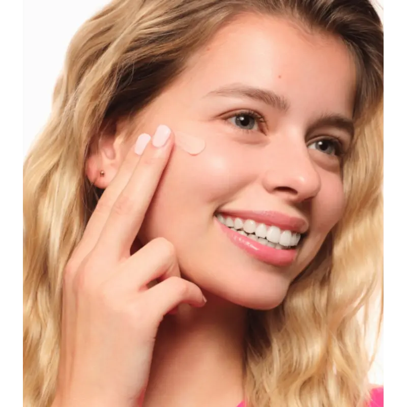 PRIMER SILKY BLUR PORELESS ESSENCE essence