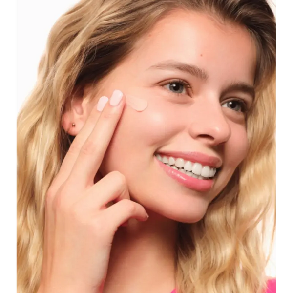 PRIMER SILKY BLUR PORELESS ESSENCE essence