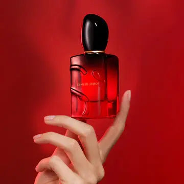 SÌ PASSIONE EAU DE PARFUM INTENSE Giorgio Armani