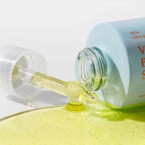 Vitamin C Brightening Serum skin & lab