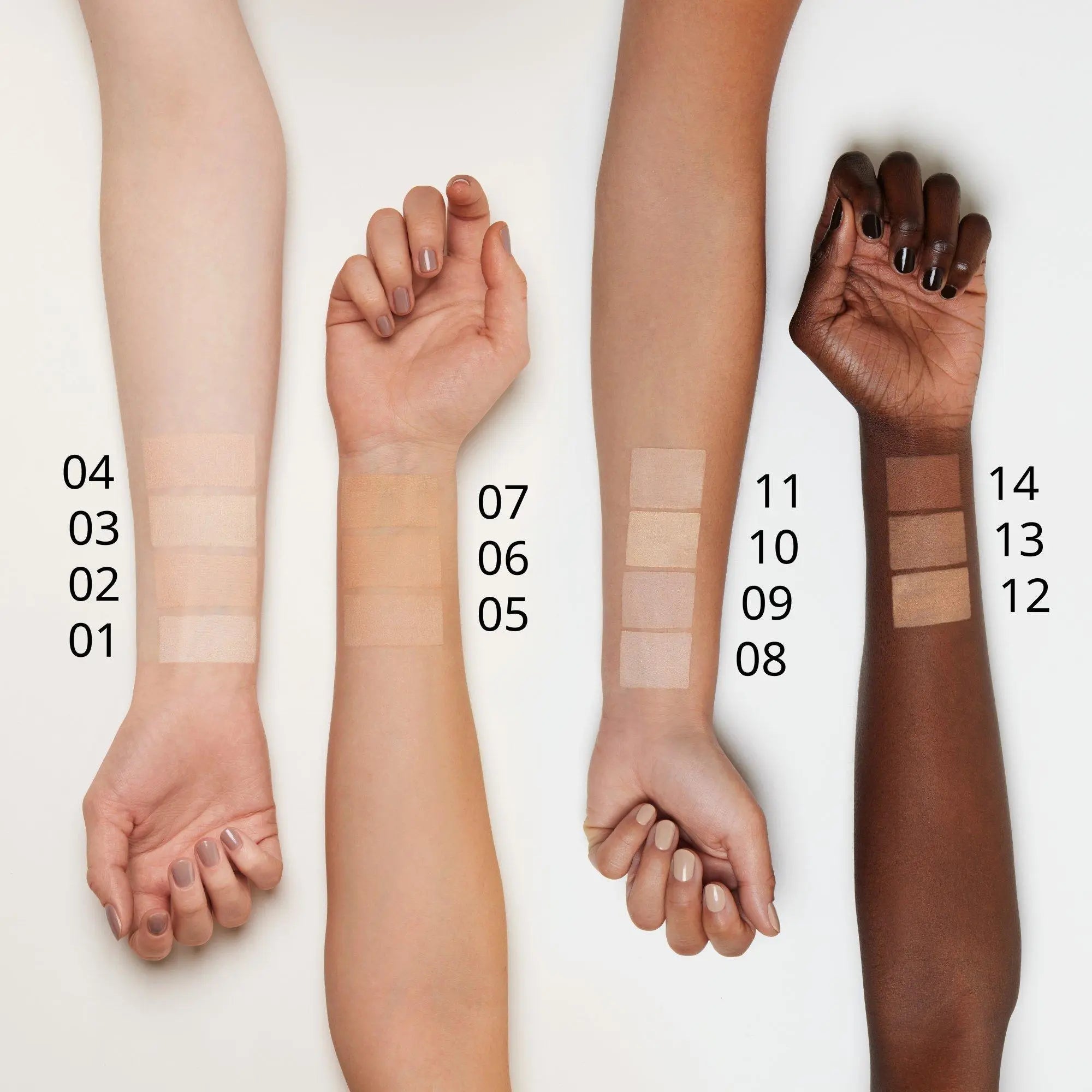 FOND DE TEINT POUDRE 16H COVER & LAST essence essence