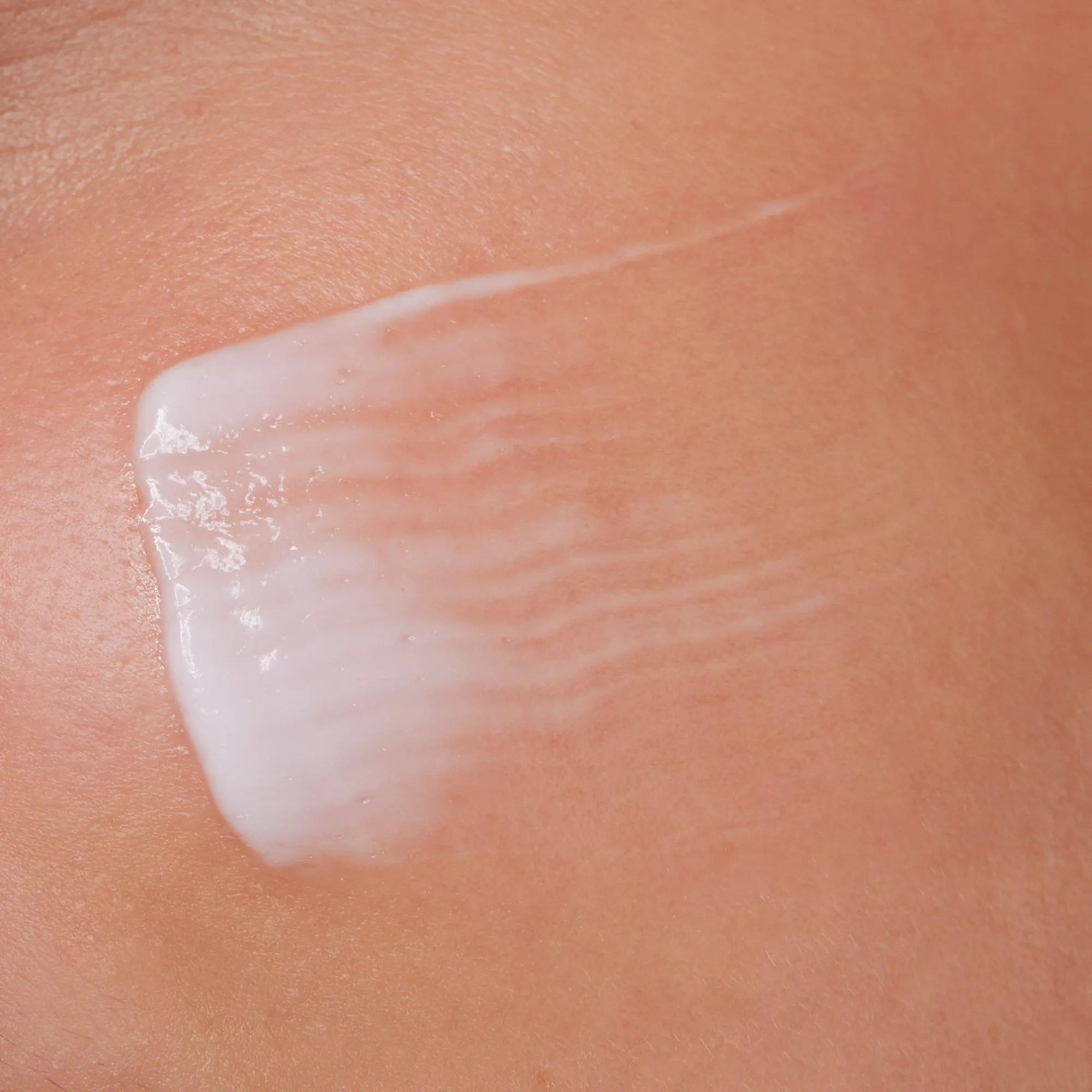 PRIMEPRIMER HYDRATANT HYDRO HYRO essence essence