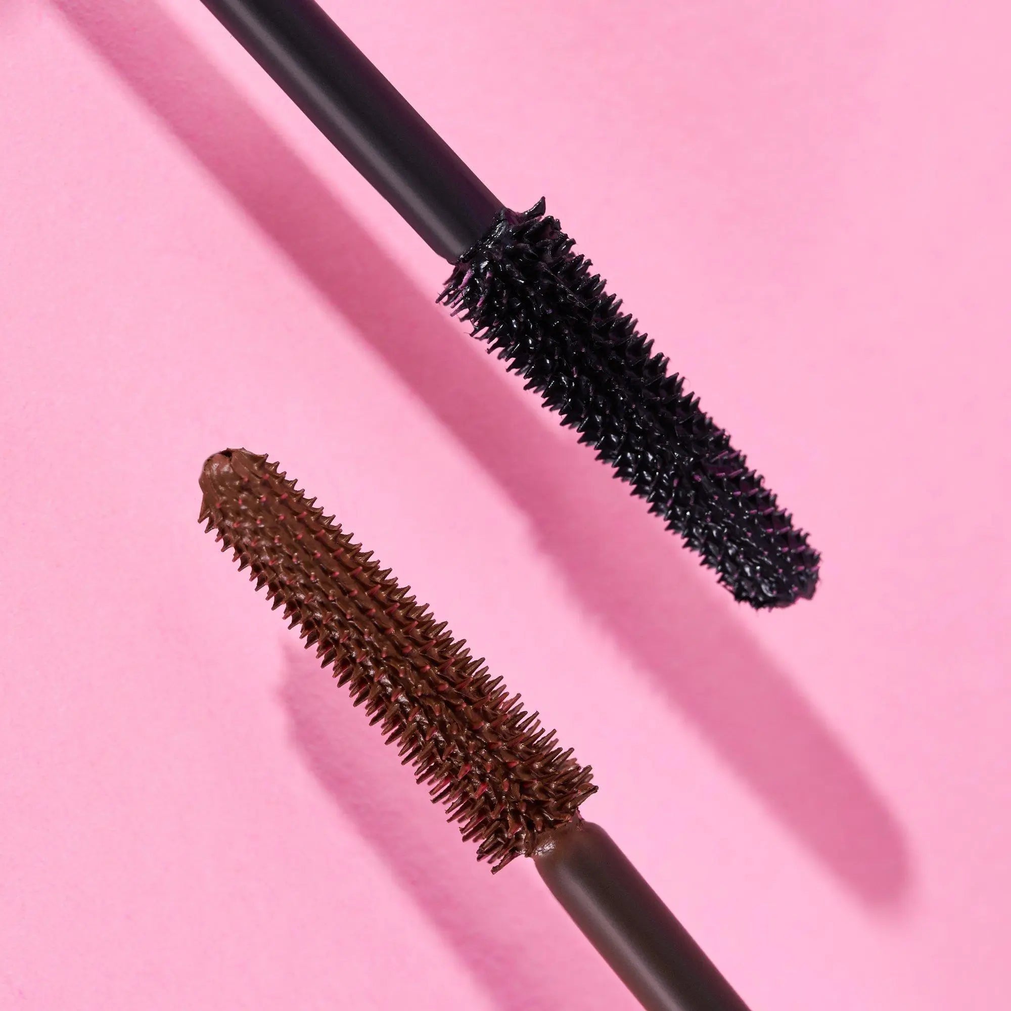 lash WITHOUT LIMITS EXTREME LENGTHENING & VOLUME MASCARA - Ultra Black essence